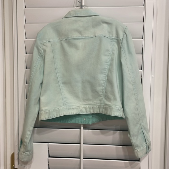 Chico’s Platinum size 2, same as 12/14, Cropped Turquoise Denim Jacket. - Picture 5 of 8